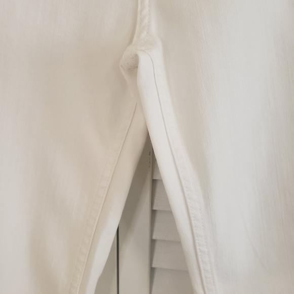 BURBERRY ⚡Like NEW⚡ Straight High-Rise Button Fly White Jeans Size 31 - Picture 8 of 15